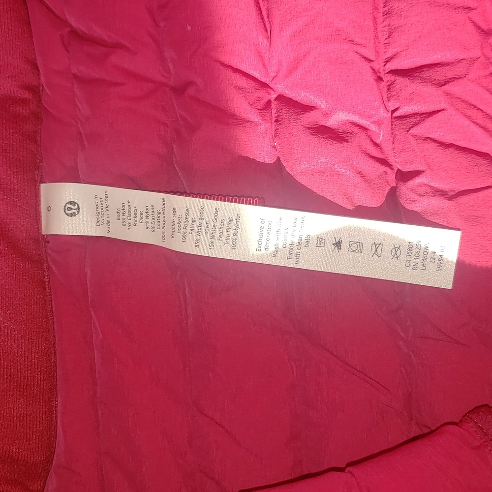 Lululemon Pack It Down Long Jacket Raspberry 6 NWT - Picture 11 of 11